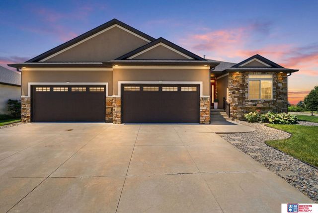 8901 S 30th Street, Lincoln, NE 68516