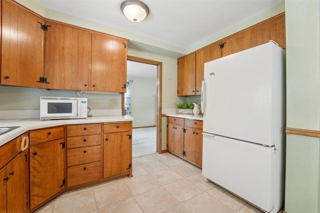 513 E GREENFIELD STREET, Appleton, WI 54911