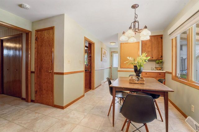 513 E GREENFIELD STREET, Appleton, WI 54911