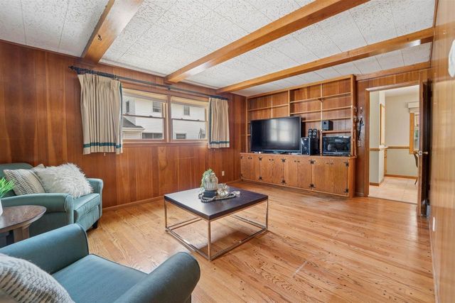 513 E GREENFIELD STREET, Appleton, WI 54911