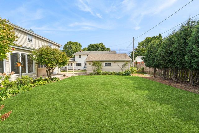 513 E GREENFIELD STREET, Appleton, WI 54911