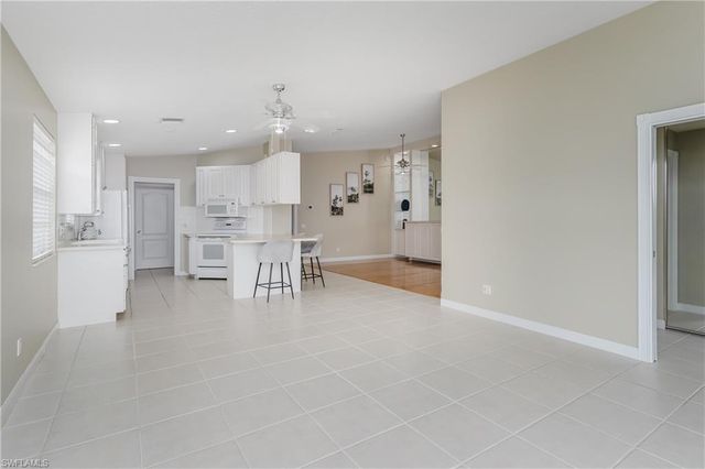 4949 Kingston WAY, Naples, FL 34119