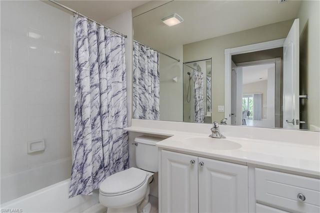 4949 Kingston WAY, Naples, FL 34119