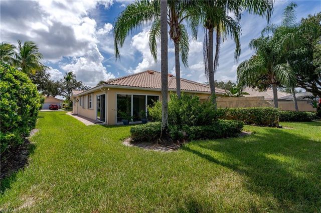 4949 Kingston WAY, Naples, FL 34119