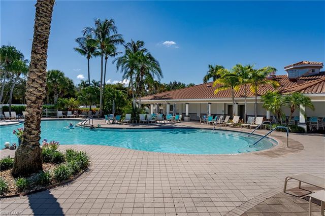 4949 Kingston WAY, Naples, FL 34119