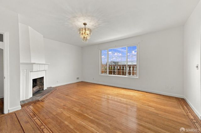 411 Vienna Street, San Francisco, CA 94112