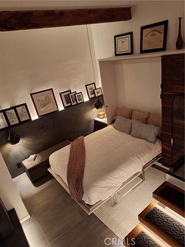 5118 Marina Pacifica Dr S, Long Beach, CA 90803