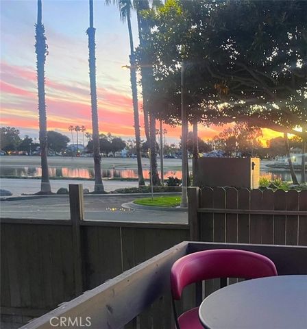 5118 Marina Pacifica Dr S, Long Beach, CA 90803