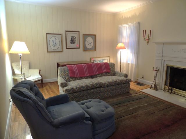 4 Tanner Court, Frankfort, KY 40601