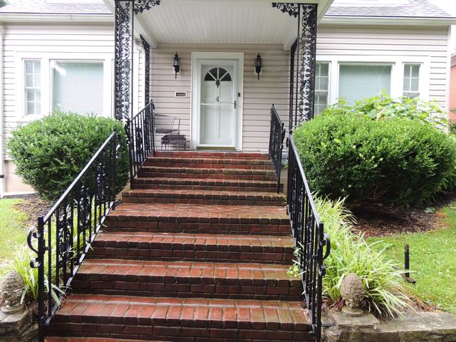 4 Tanner Court, Frankfort, KY 40601