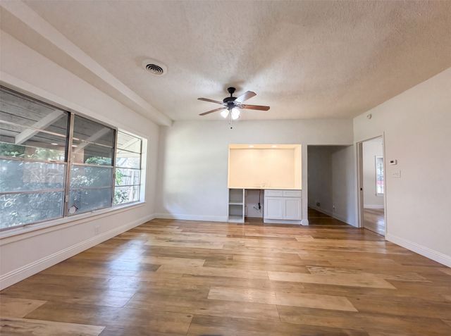 5124 Norma Street, Fort Worth, TX 76112