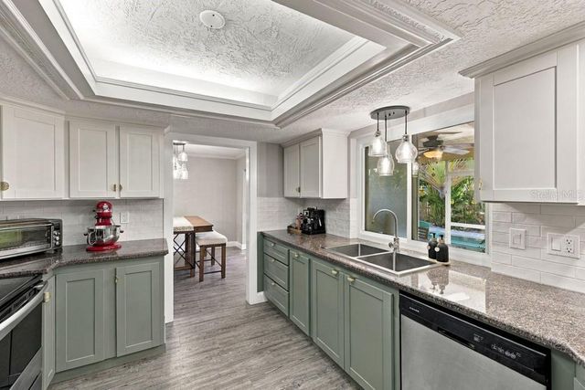 6001 28TH STREET S, St Petersburg, FL 33712