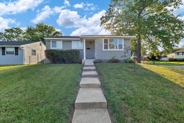 693 Maurine Drive, Columbus, OH 43228