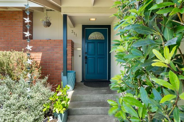 311 Amherst Drive, Salinas, CA 93901
