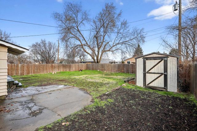 3903 E Ermina Ave, Spokane, WA 99217