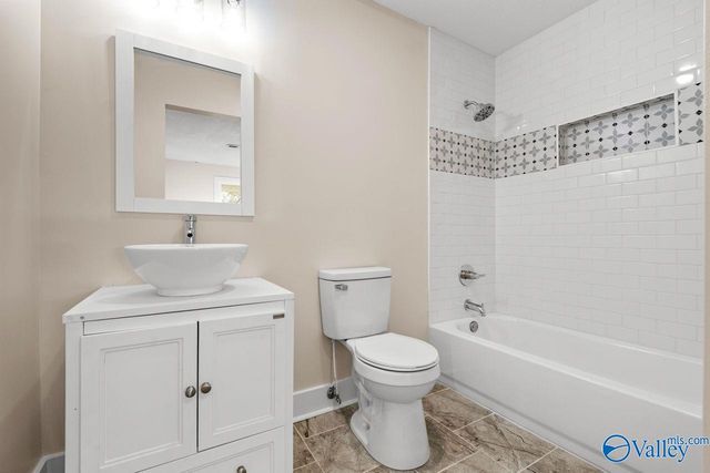 1329 Monte Vista Drive, Gadsden, AL 35904