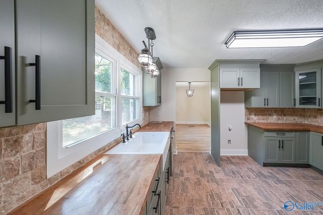 1329 Monte Vista Drive, Gadsden, AL 35904