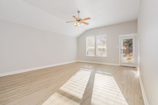 1005 Grimes Drive, Forney, TX 75126
