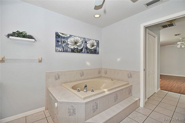 1 Morning Glory Court, Homosassa, FL 34446