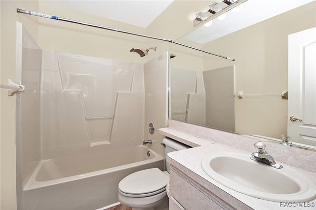 1 Morning Glory Court, Homosassa, FL 34446