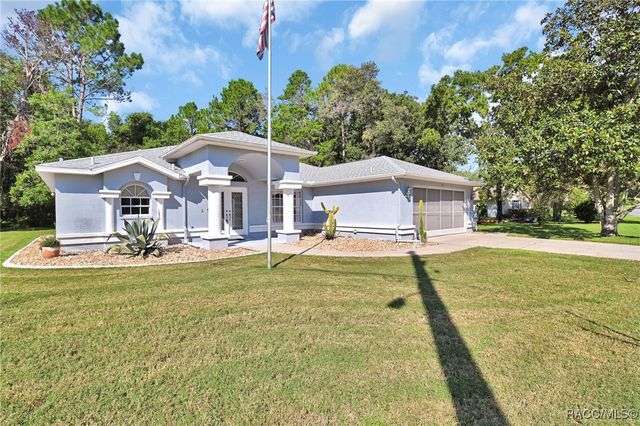 1 Morning Glory Court, Homosassa, FL 34446