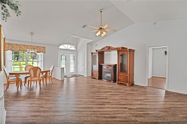 1 Morning Glory Court, Homosassa, FL 34446