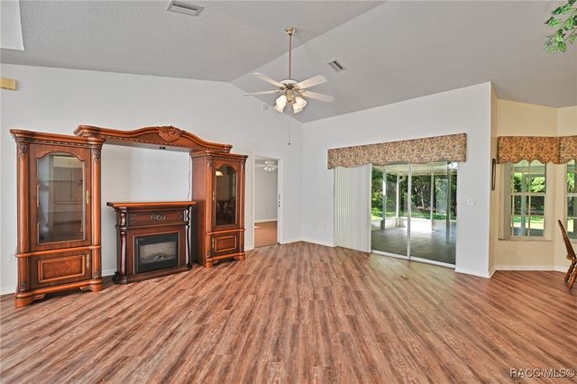 1 Morning Glory Court, Homosassa, FL 34446