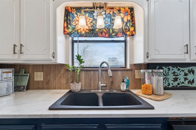 1033 W Griggs Way, Mustang, OK 73064