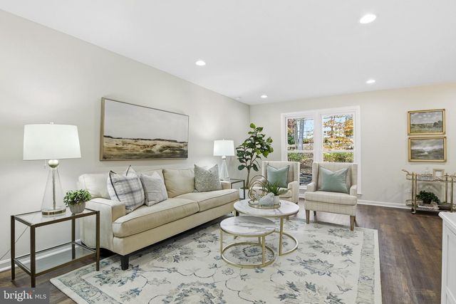 11302 ALMS HOUSE CT, Fairfax Station, VA 22039