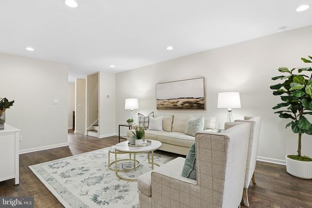 11302 ALMS HOUSE CT, Fairfax Station, VA 22039