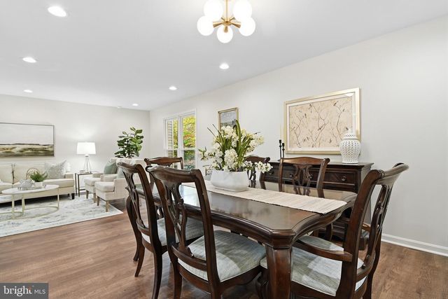 11302 ALMS HOUSE CT, Fairfax Station, VA 22039