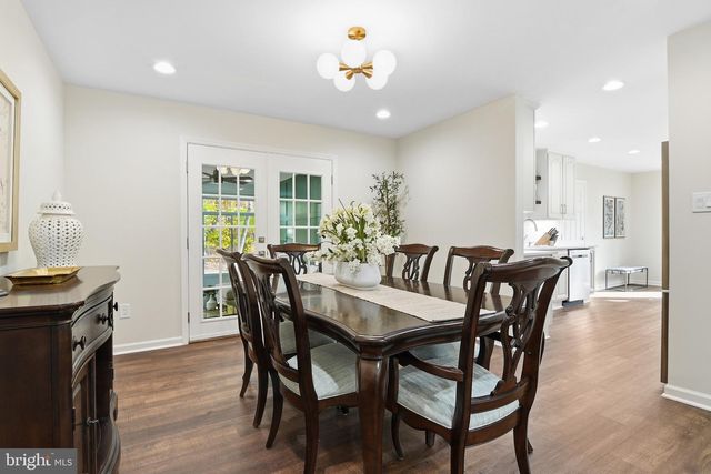 11302 ALMS HOUSE CT, Fairfax Station, VA 22039