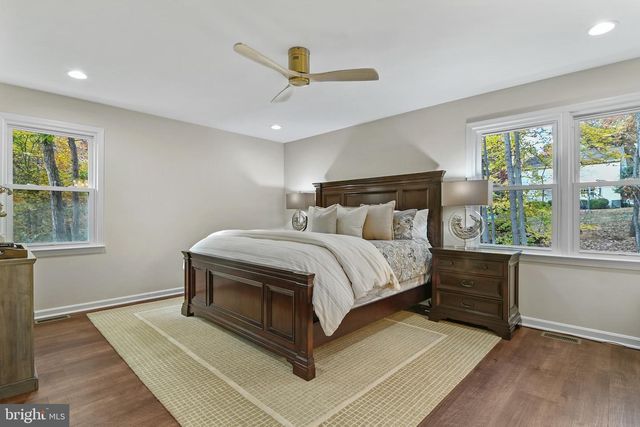 11302 ALMS HOUSE CT, Fairfax Station, VA 22039