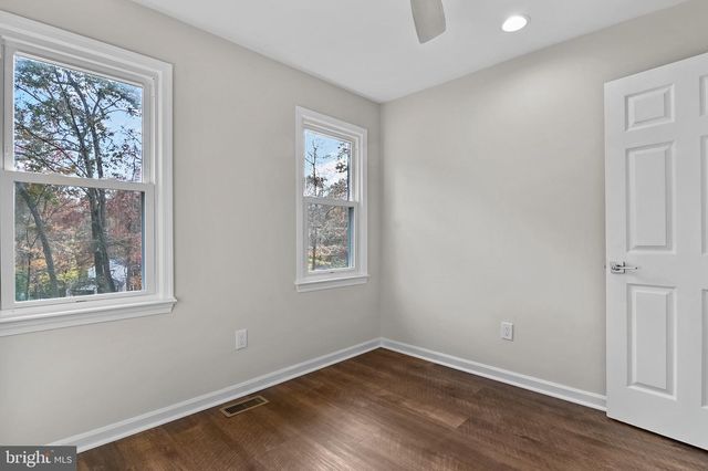 11302 ALMS HOUSE CT, Fairfax Station, VA 22039