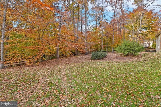 11302 ALMS HOUSE CT, Fairfax Station, VA 22039