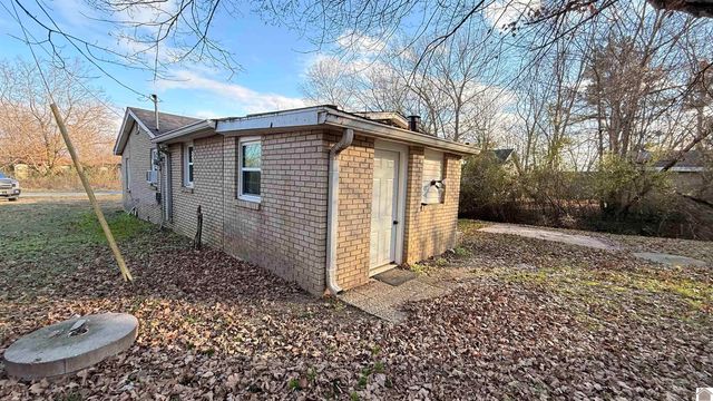 211 Lane St, Dexter, KY 42036