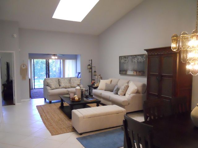 8199 Springlake Drive, Boca Raton, FL 33496