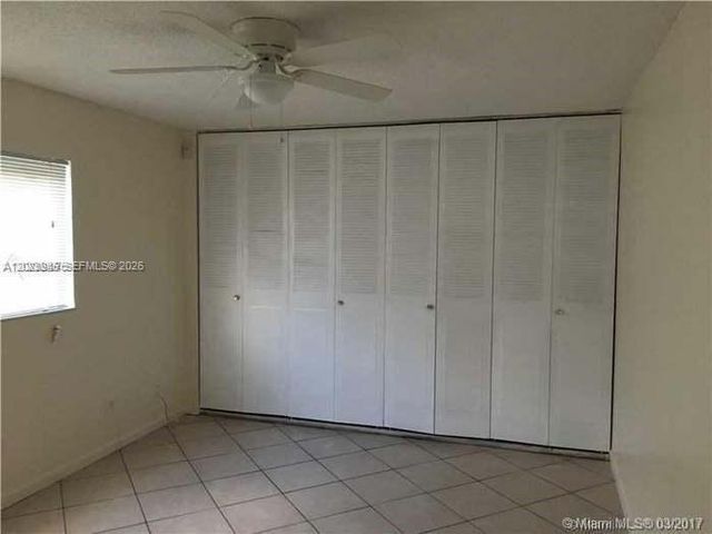 7910 Taft St 214, Pembroke Pines, FL 33024