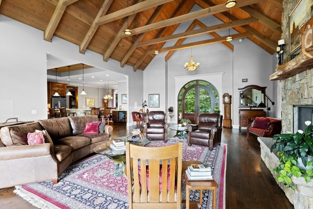 6835 Jasper Highlands Boulevard, Jasper, TN 37347