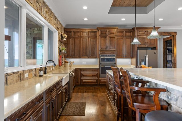 6835 Jasper Highlands Boulevard, Jasper, TN 37347
