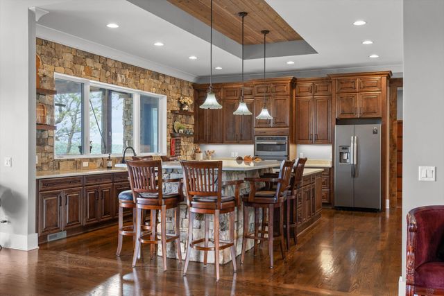 6835 Jasper Highlands Boulevard, Jasper, TN 37347
