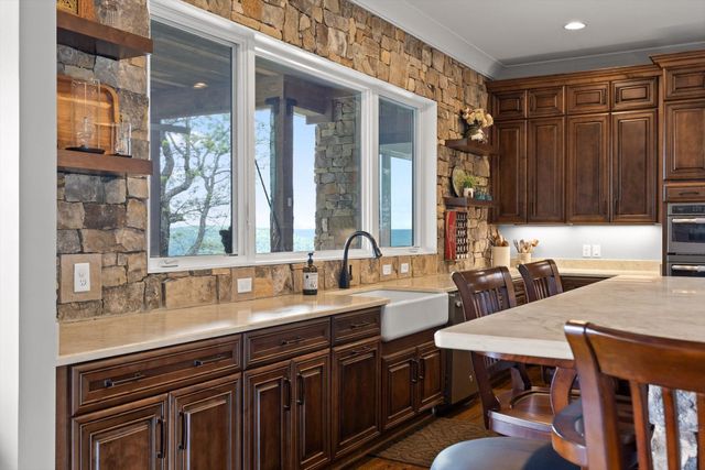 6835 Jasper Highlands Boulevard, Jasper, TN 37347