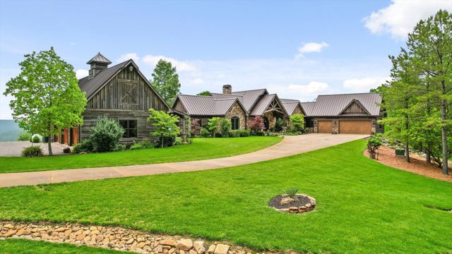 6835 Jasper Highlands Boulevard, Jasper, TN 37347