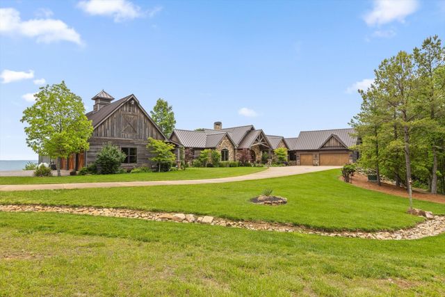 6835 Jasper Highlands Boulevard, Jasper, TN 37347