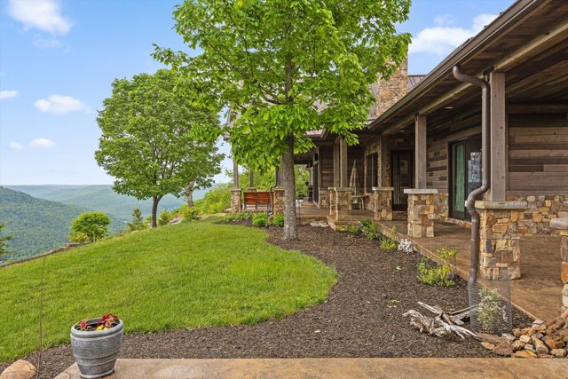 6835 Jasper Highlands Boulevard, Jasper, TN 37347