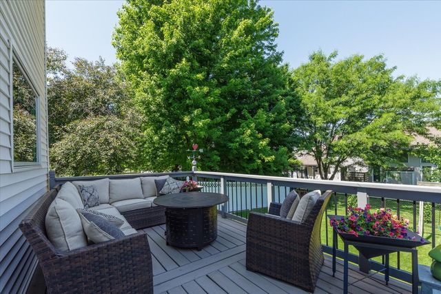 5459 Coachlight Drive, West Des Moines, IA 50266