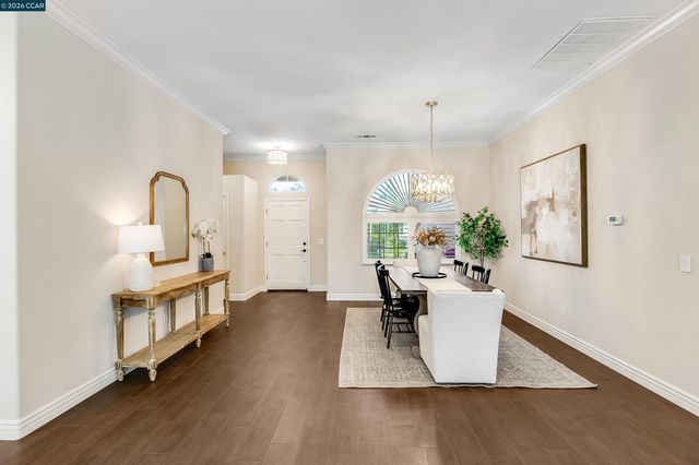5619 Berwick Ct, Discovery Bay, CA 94505