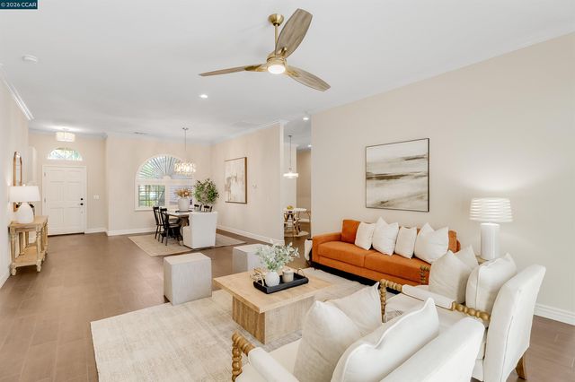 5619 Berwick Ct, Discovery Bay, CA 94505