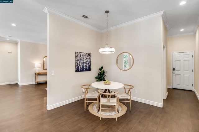 5619 Berwick Ct, Discovery Bay, CA 94505