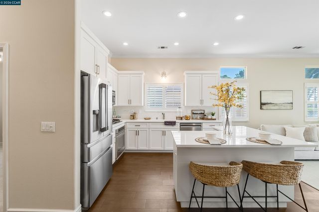 5619 Berwick Ct, Discovery Bay, CA 94505